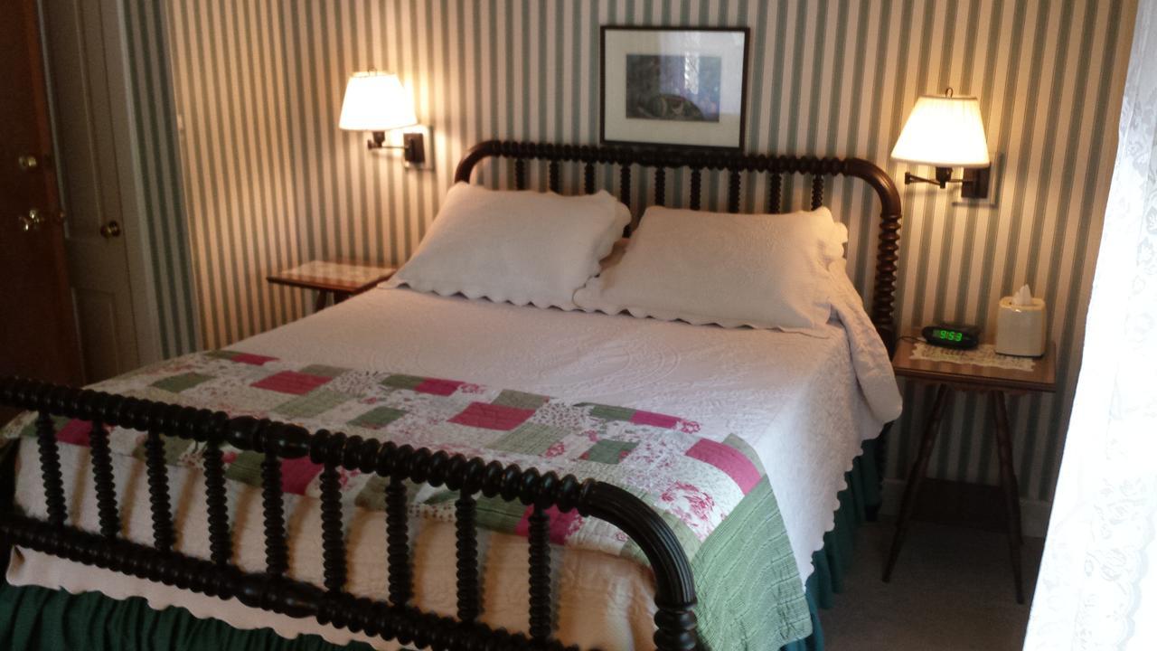 Eagles Mere Inn Bagian luar foto